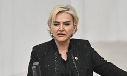 İstanbul Milletvekili Nimet Özdemir AKP'ye katıldı
