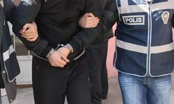 İzmir'de FETÖ operasyonu: 80 gözaltı