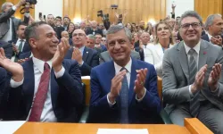 Özgür Özel, TBMM'de MYK'yı topladı