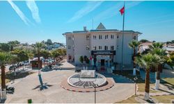 Seferihisar Belediyesi'ne operasyon..!
