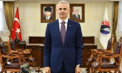 Görevden alınan validen tayt tartışmasına ilk açıklama