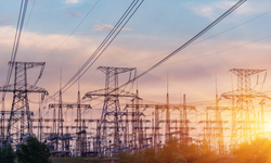 İzmir'in 15 ilçesinde planlı elektrik kesintisi