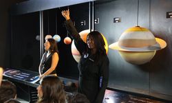 Astronot Aisha Bowe, geleceğin uzay bilimcileriyle buluştu