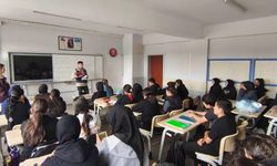 Jandarmadan öğrenci ve öğretmenlere siber güvenlik eğitimi