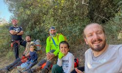 Manisa'nın en küçük kanyon sporcuları Spil'de parkuru geçti
