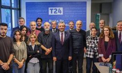 Özgür Özel'den erişim engeli getirilen T24'e ziyaret