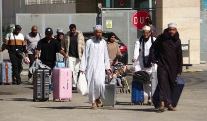 İran’daki Ummanlılar Van üzerinden Trabzon’a tahliye ediliyor