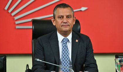 Özgür Özel: Prompterdan okuyarak, video oynatarak oy toplama dönemi bitmiştir
