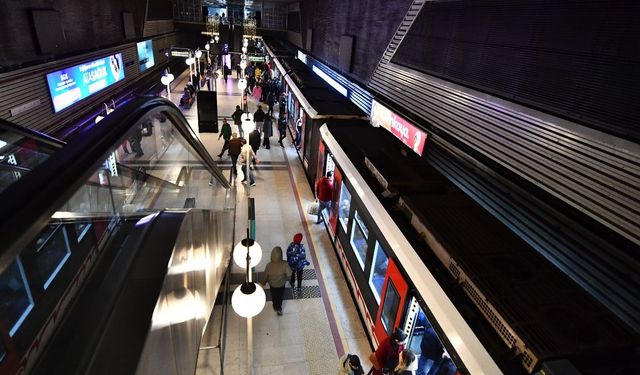 5 Mayıs Pazartesi İzmir Metro sefer saatleri açıklandı