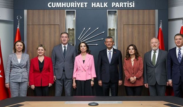 CHP lideri Özgür Özel'den DEM Parti açıklaması