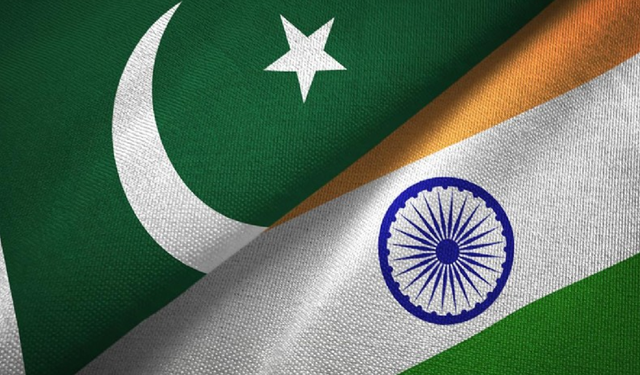 Donald Trump araya girdi, Pakistan ve Hindistan ateşkes dedi!