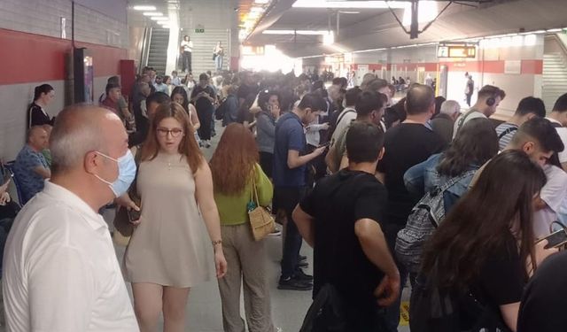 İzmir’de grev ikinci gününde: İZBAN ve yollarda yoğunluk!