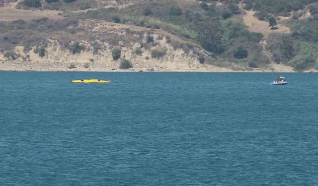 Adana’da düşen uçaktaki 2 pilot kurtarıldı