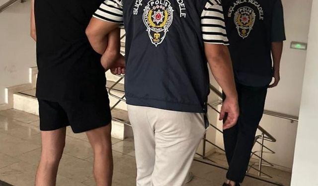 Antalya’da nitelikli dolandırıcılık ve bahis suçlarına operasyonu: 5 tutuklama