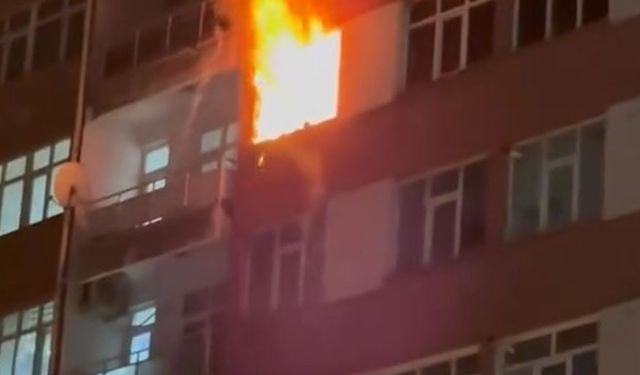 Elazığ’daki apartman yangını paniğe neden oldu