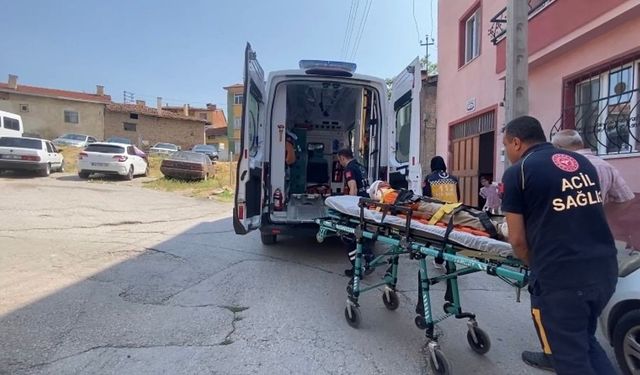 Merdivenden düşen çocuk yaralandı