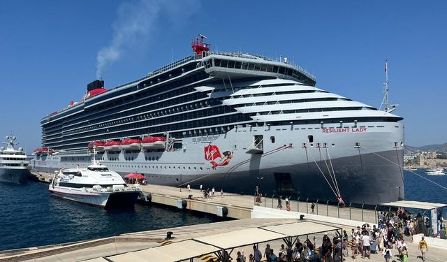Bodrum’da kruvaziyer hareketliliği
