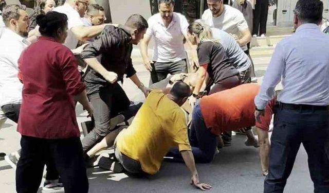 Cadde ortası bir anda boks ringine döndü