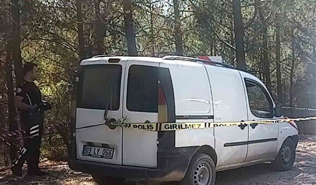Kalbinden tüfekle vurulmuş halde bulundu