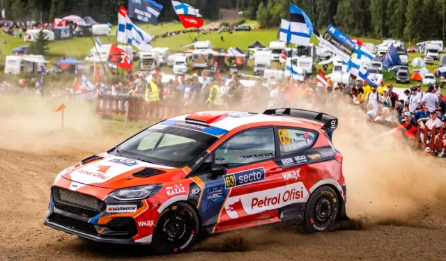 Kerem Kazaz, Finlandiya Rallisi'nden başarıyla döndü