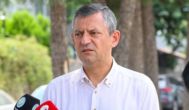 Özgür Özel'den TUSAŞ’a ziyaret: Burası Türkiye’nin gözbebeği