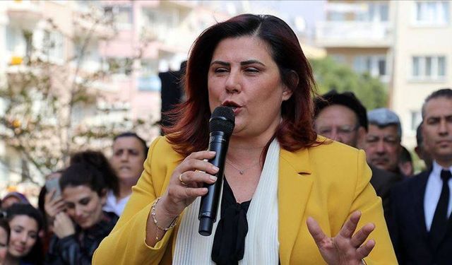 Özlem Çerçioğlu istifa etti mi? CHP ve Aydın’da siyasi dengeler gerildi