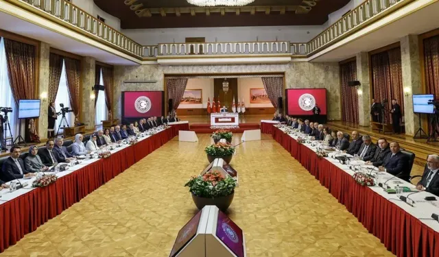 TBMM’de ‘Terörsüz Türkiye’ süreci başladı: Kurtulmuş’tan tarihi mesaj