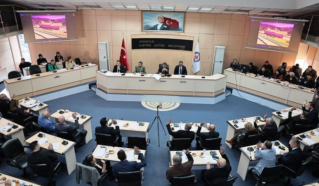 41 karar oy birliği ile Büyükşehir Meclisinden geçti