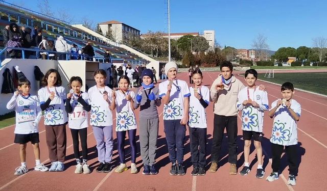 Büyükşehir atletlerinden 27 Aralık büyük Atatürk Koşusu'nda madalya yağmuru