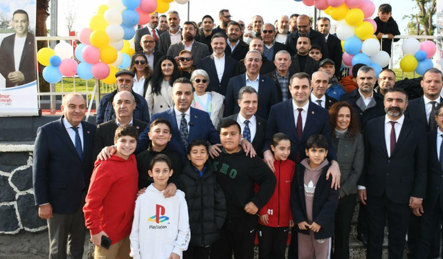 Çiğli'de 'Uğur Mumcu Meydanı' açıldı