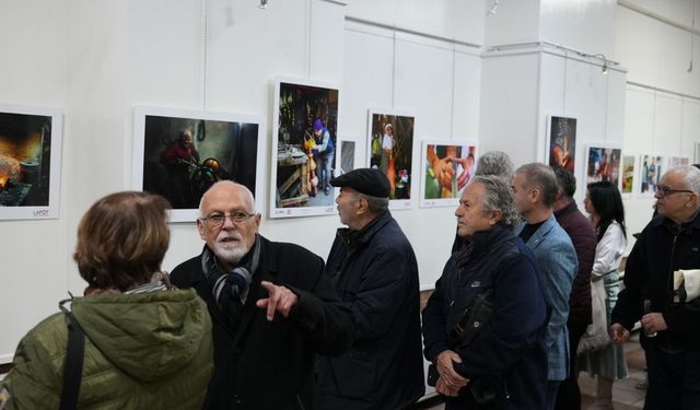 Denizli'de 'Yitenlerin Öyküsü' sergisi açıldı