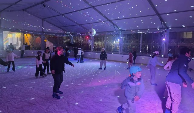 Marmaris yeni yıl festivalinin en renkli noktası