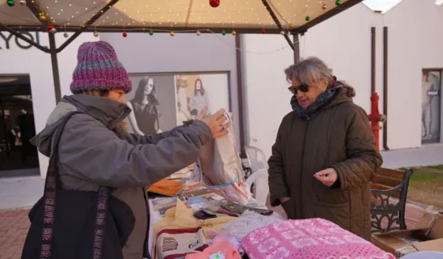 Öğrenci bütçelerine katkı sağlayan kermes