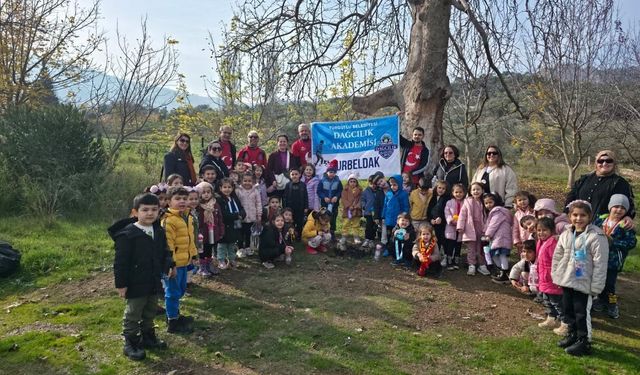 TURBELDAK minik doğaseverlerle keşfe çıktı