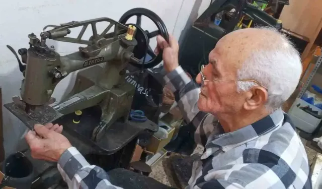 60 yıllık ayakkabı ustası teknolojiye karşı direniyor