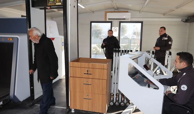 Büyükşehir'den otogarlarda sıkı güvenlik: 2 Bin 520 kesici alet ele geçirildi