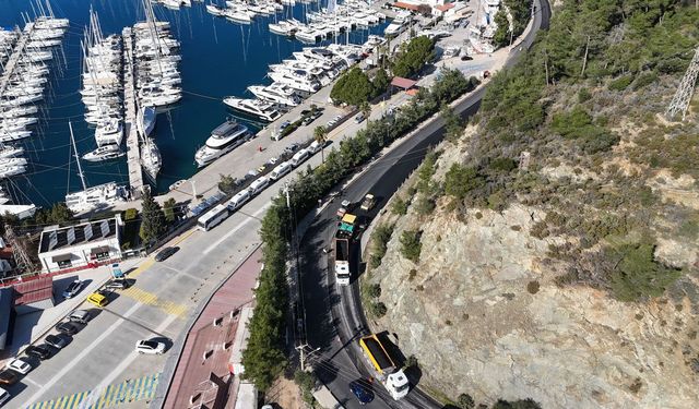Muğla Büyükşehir Marmaris'te ulaşımı rahatlattı