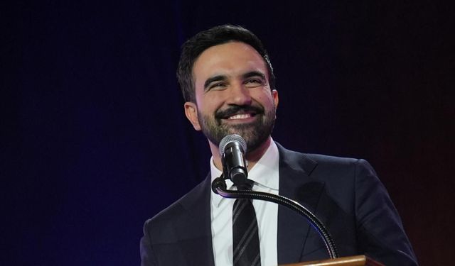 New York Belediye Başkanı Mamdani, resmi törenle göreve başladı