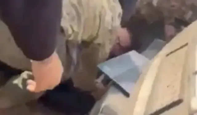 Suriyeli muhabire canlı yayın sırasında tank çarptı