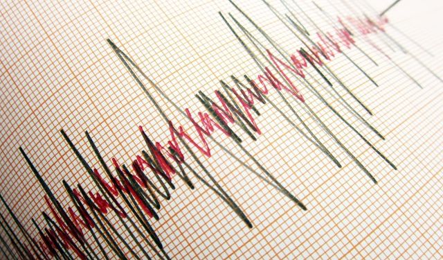 Balıkesir Sındırgı'da 4.1 büyüklüğünde deprem!