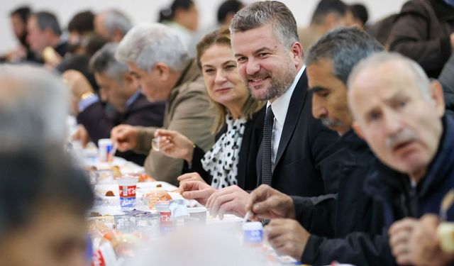 Başkan Görkem Duman Bucalılarla aynı sofrada buluştu