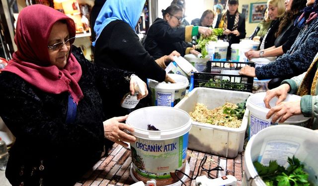 Bornova'da kent tarımı kompostla dönüşüyor