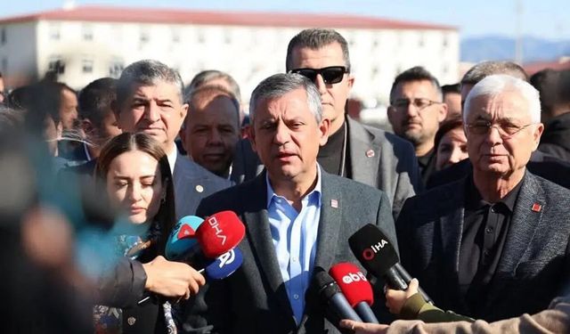 CHP Lideri Özel'den tutuklu Başkan Böcek için çağrı