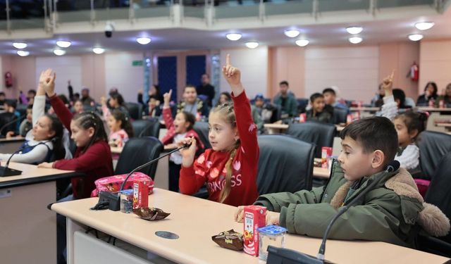 Denizli Büyükşehir ile çocukların yüzü gülüyor