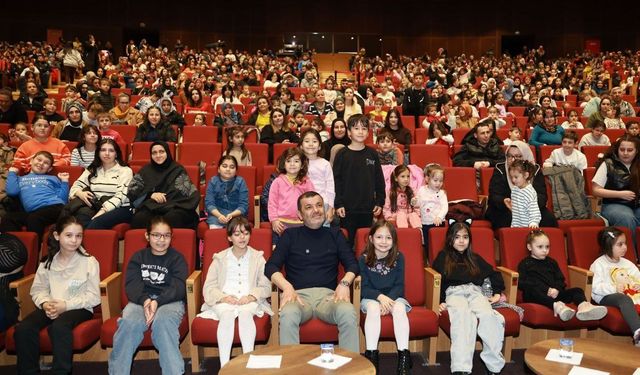 Denizli Büyükşehir'den miniklere özel sinema etkinliği