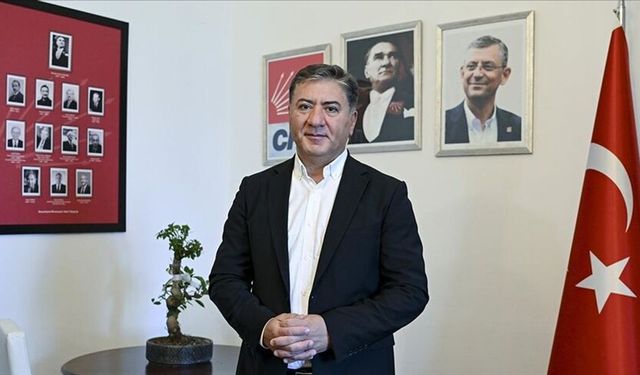 Murat Emir: 'CHP üzerinden gündem saptırılıyor'