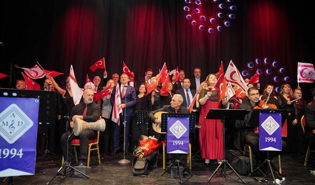 Rauf Denktaş Kültür Merkezi Perdelerini Açtı