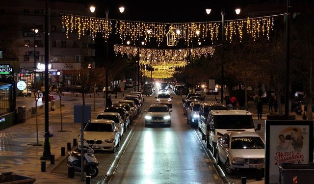 Çamlık Ramazan ışıklarıyla aydınlandı