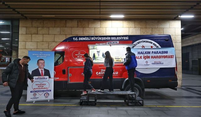 Denizli Büyükşehir'den otogarda sahur ikramı