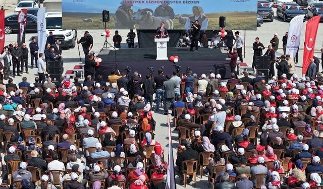 Denizli Büyükşehir'den üreticiye 'Bereketli' destek